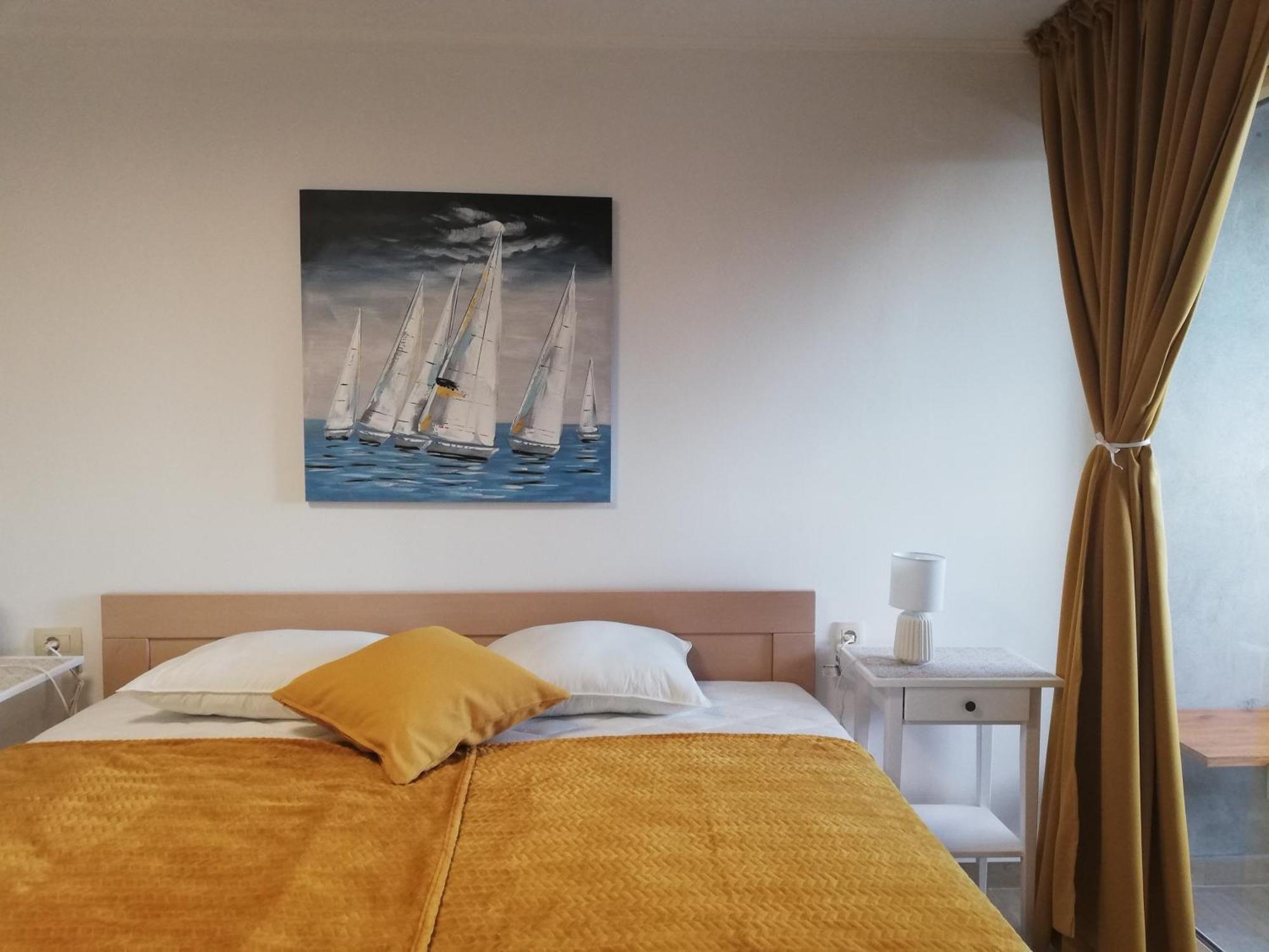 Mundanije Apartments Tinjarosa מראה חיצוני תמונה