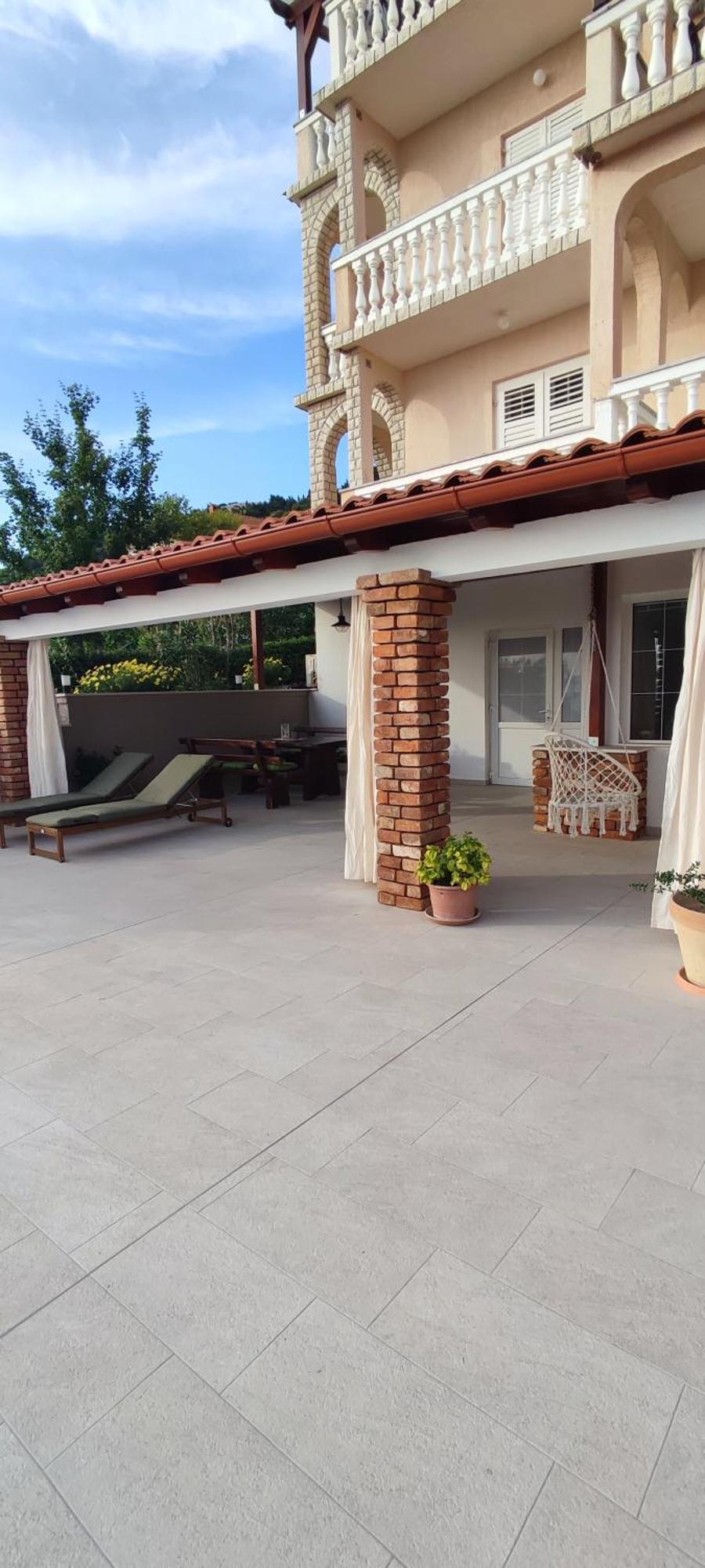 Mundanije Apartments Tinjarosa חדר תמונה